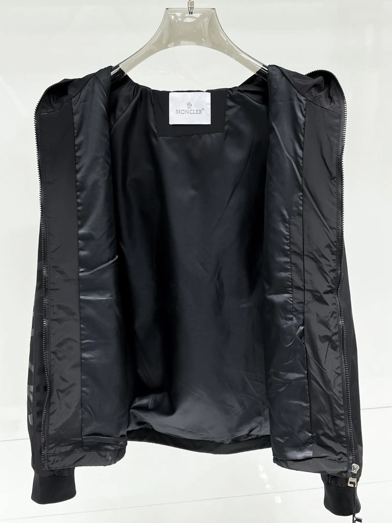 Moncler Outwear Classic 140705