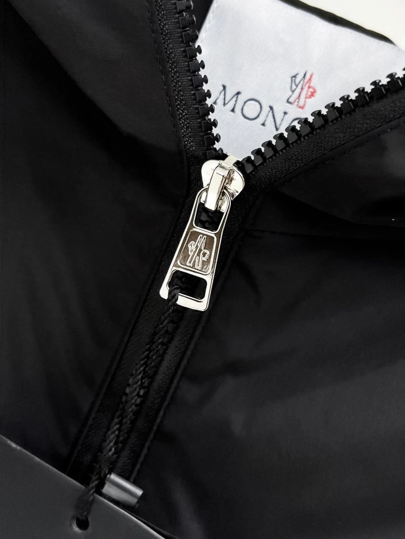 Moncler Outwear Classic 140705
