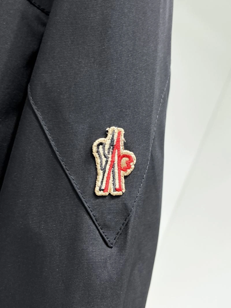 Moncler Outwear Youthful 140725