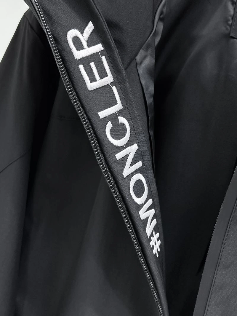 Moncler Outwear Youthful 140725