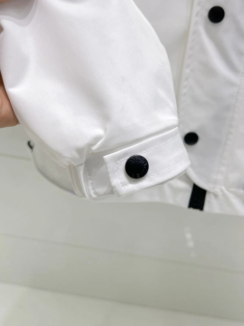 Moncler Outwear Lightweight 140719