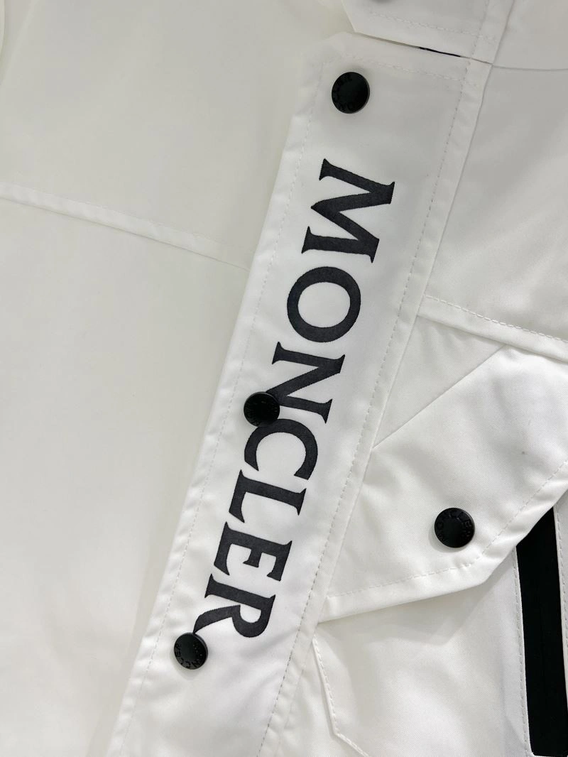Moncler Outwear Lightweight 140719