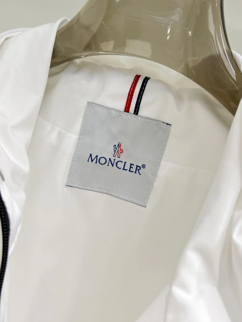 Moncler Outwear Lightweight 140719