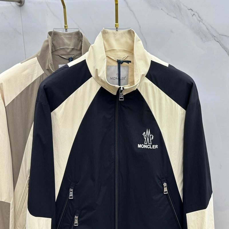 Moncler Outwear Chic 140703