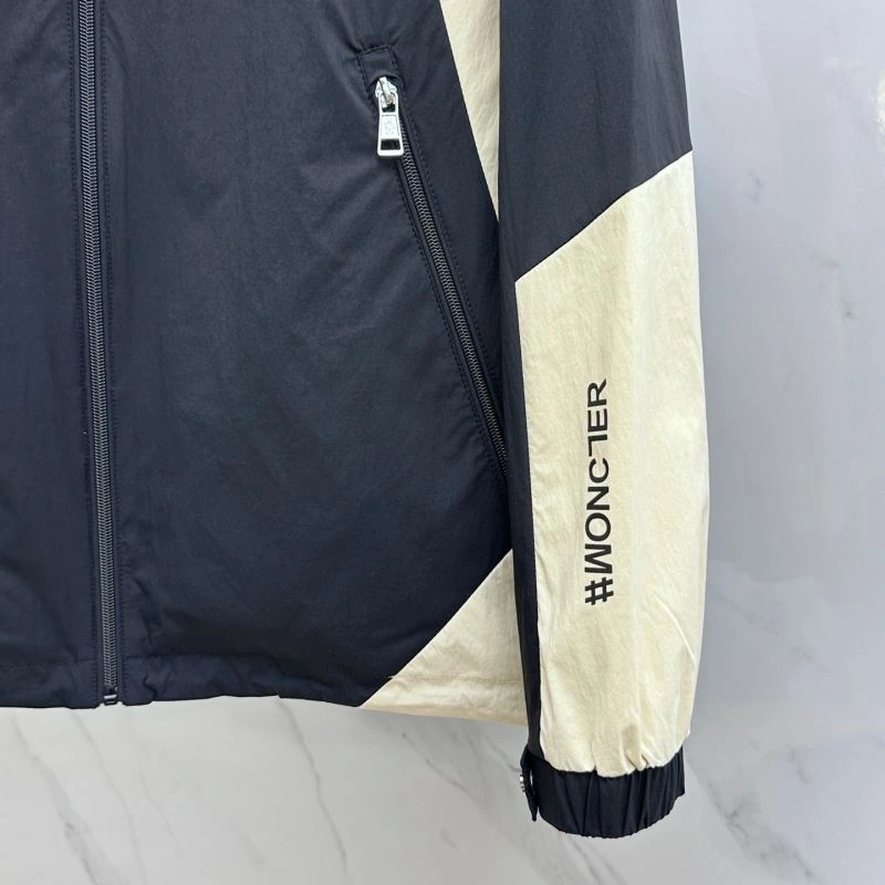 Moncler Outwear Chic 140703