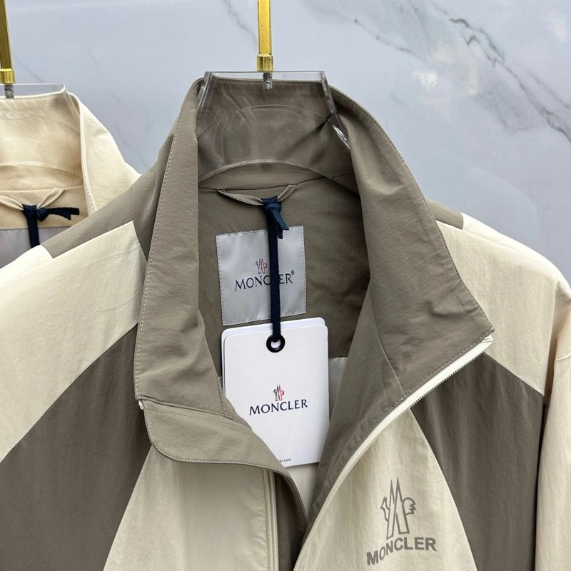 ZipUp Moncler Outwear 140715