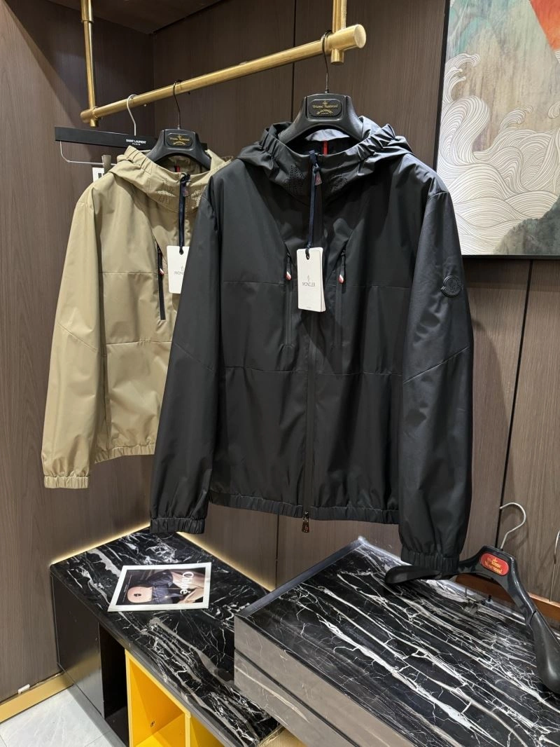 Moncler Outwear UrbanStyle 140697