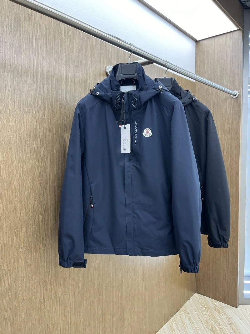 Attractive Moncler Outwear 140701