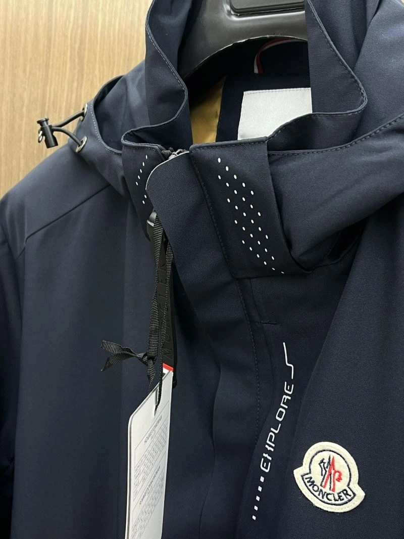 Attractive Moncler Outwear 140701