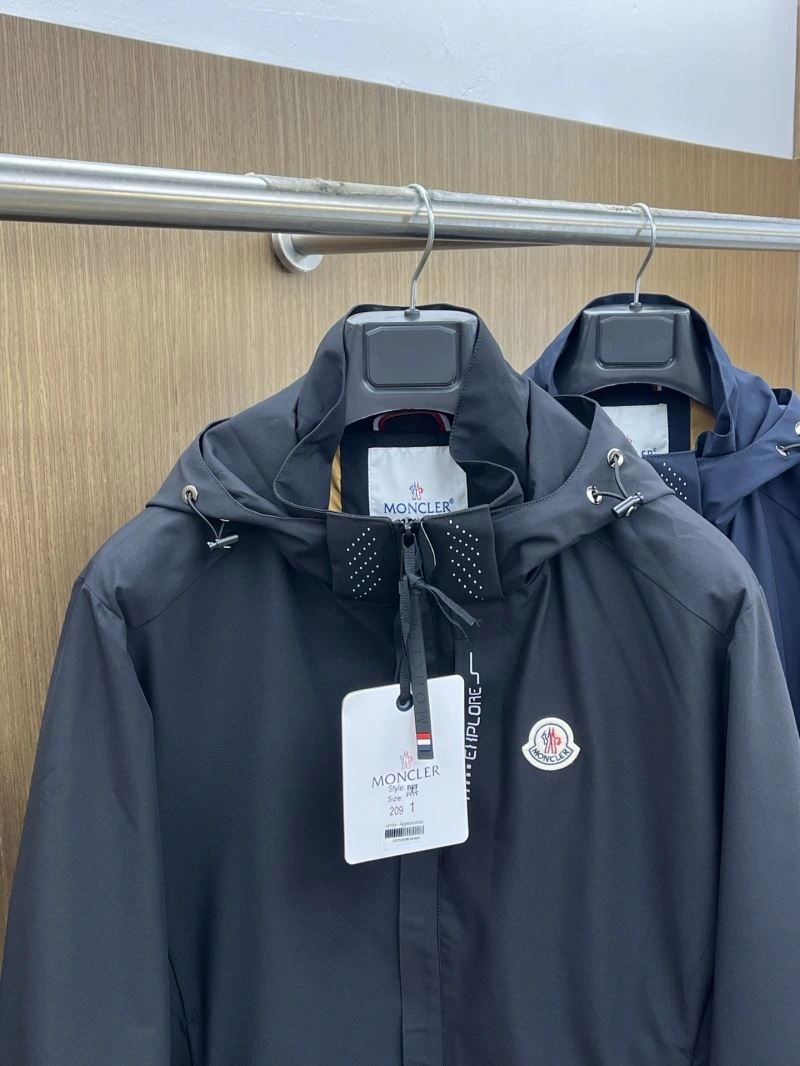 MoistureWicking Moncler Outwear 140708