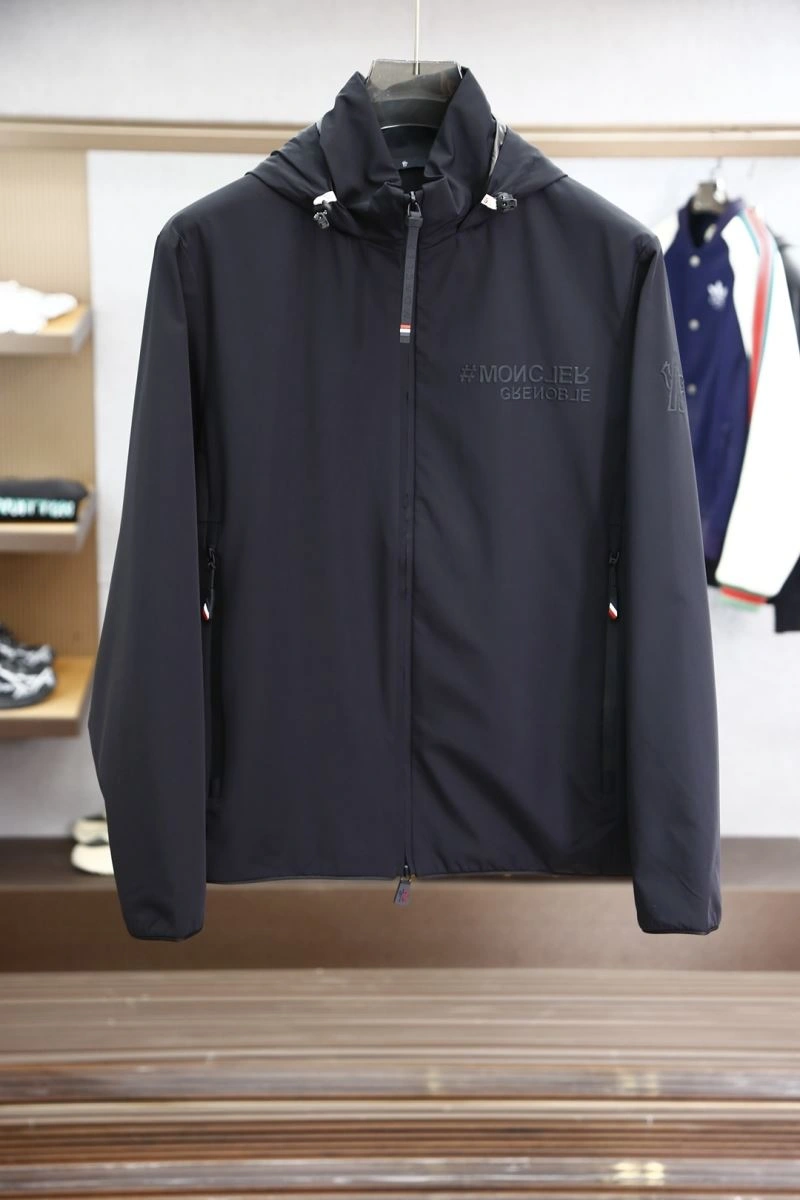 TravelReady Moncler Outwear 140696