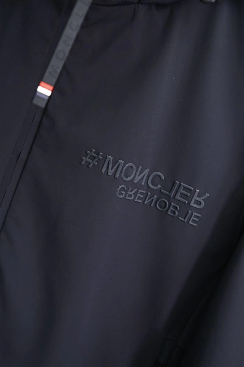 TravelReady Moncler Outwear 140696