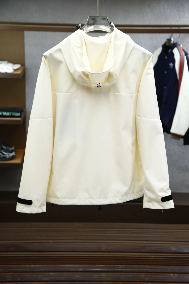 Youthful Moncler Outwear 140707