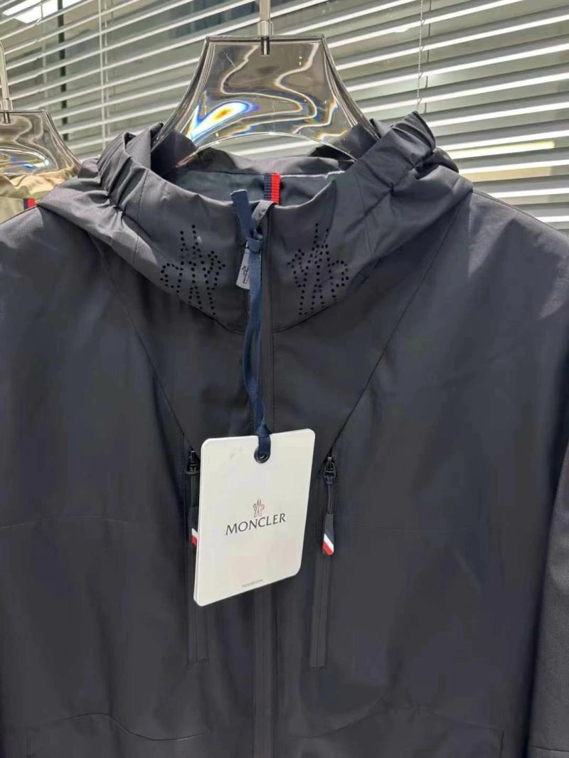 Moncler Outwear Colorful 140699