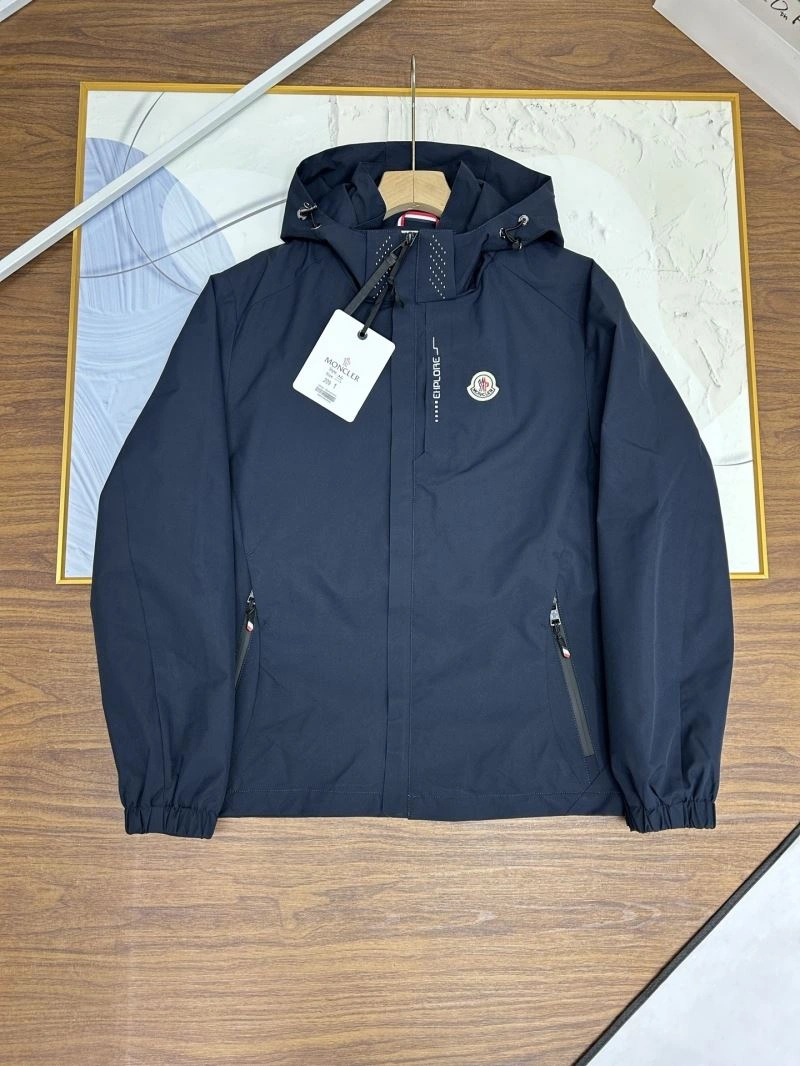 Moncler Outwear Unique 140702