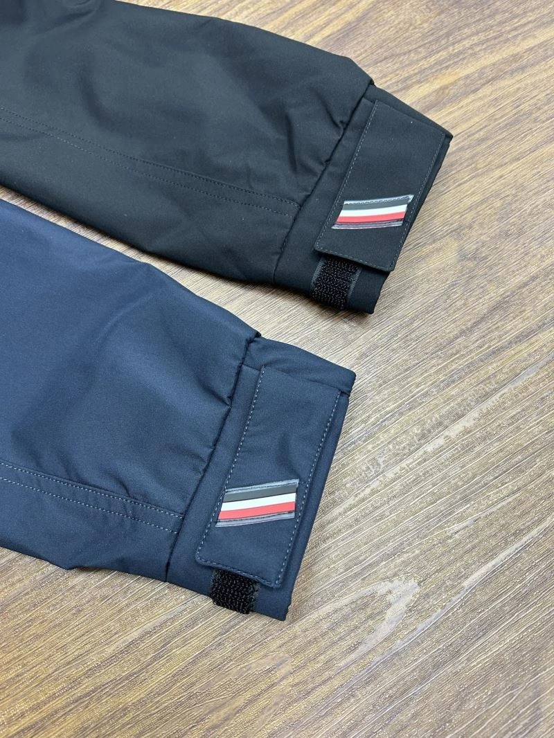 Elegant Moncler Outwear 140693