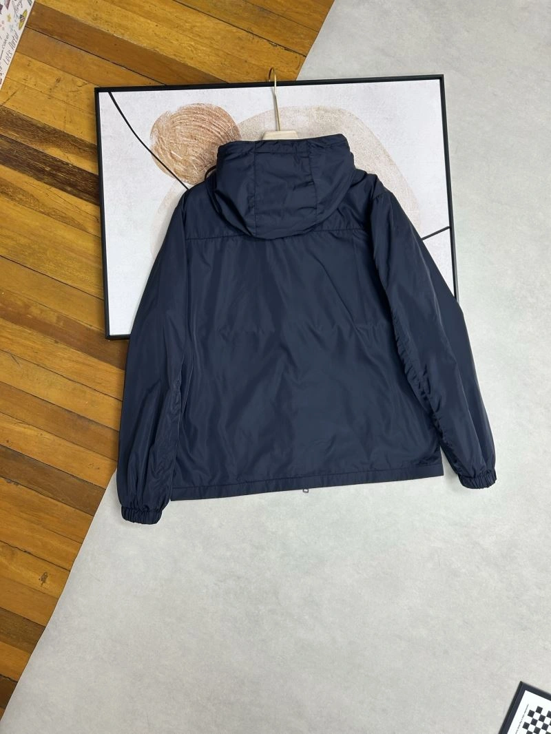 Moncler Outwear OnTrend 140704