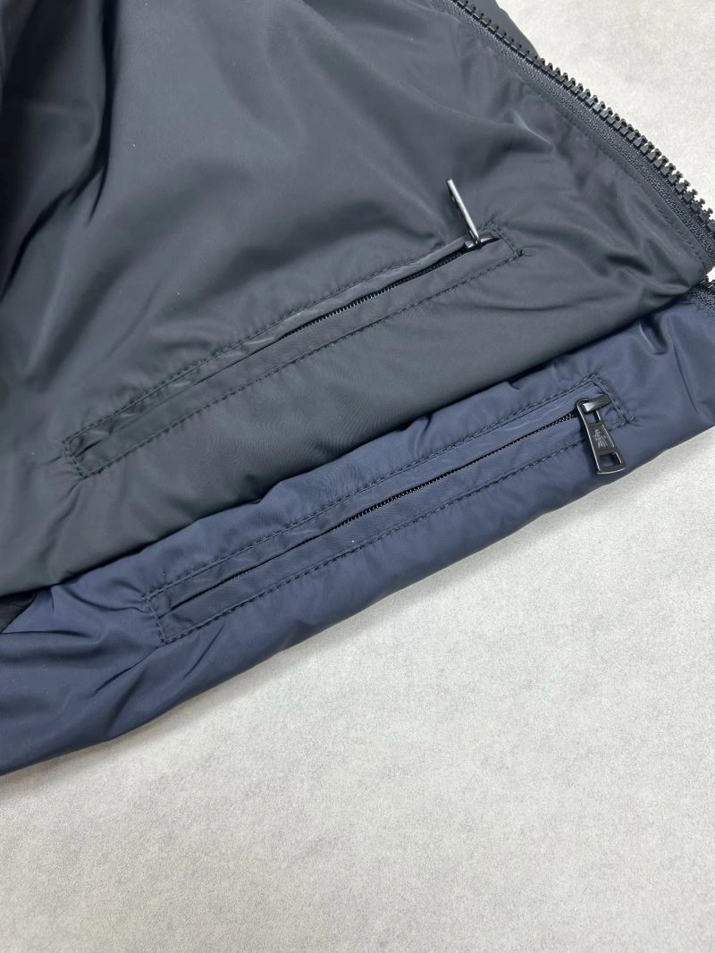 Moncler Outwear OnTrend 140704