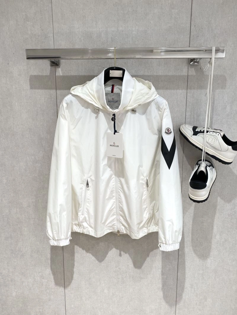 ZeroBulk Moncler Outwear 140680
