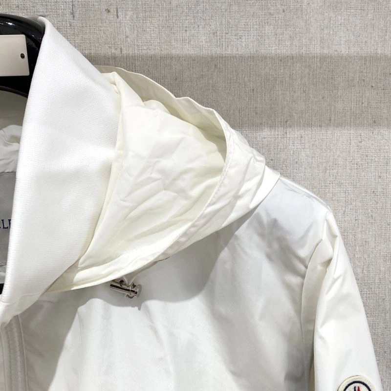 ZeroBulk Moncler Outwear 140680