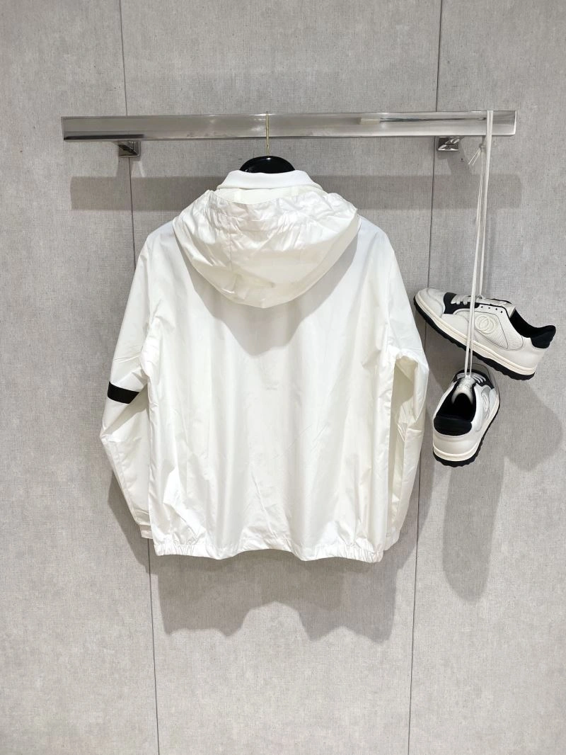 ZeroBulk Moncler Outwear 140680