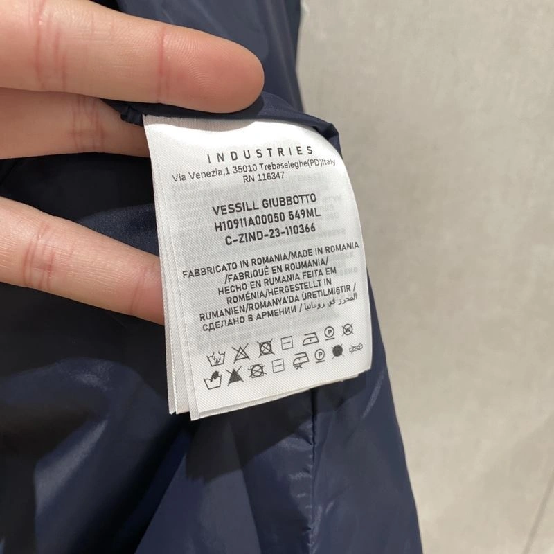 Functional Moncler Outwear 140675