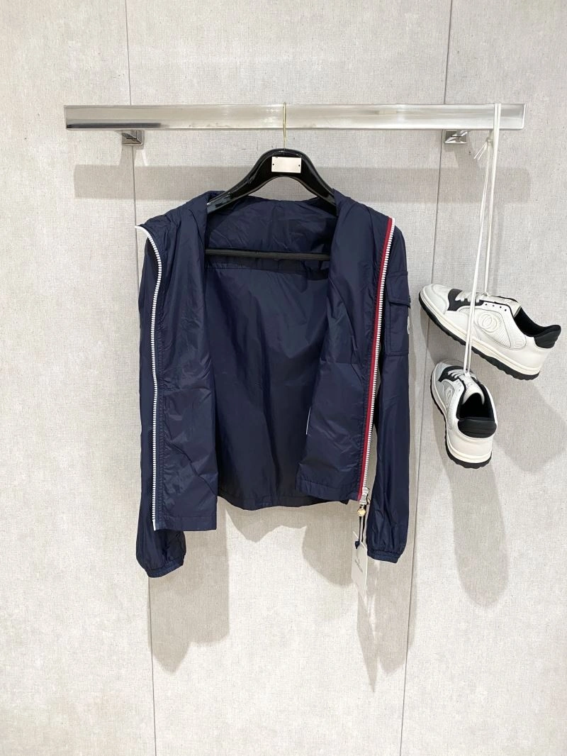 Moncler Outwear HighQuality 140685