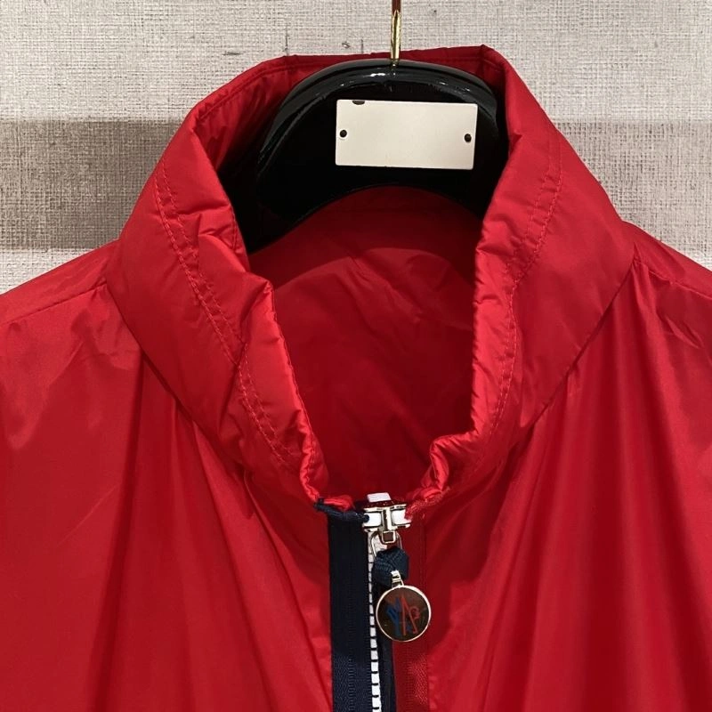 Reliable Moncler Outwear 140678