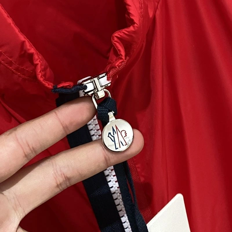 Reliable Moncler Outwear 140678