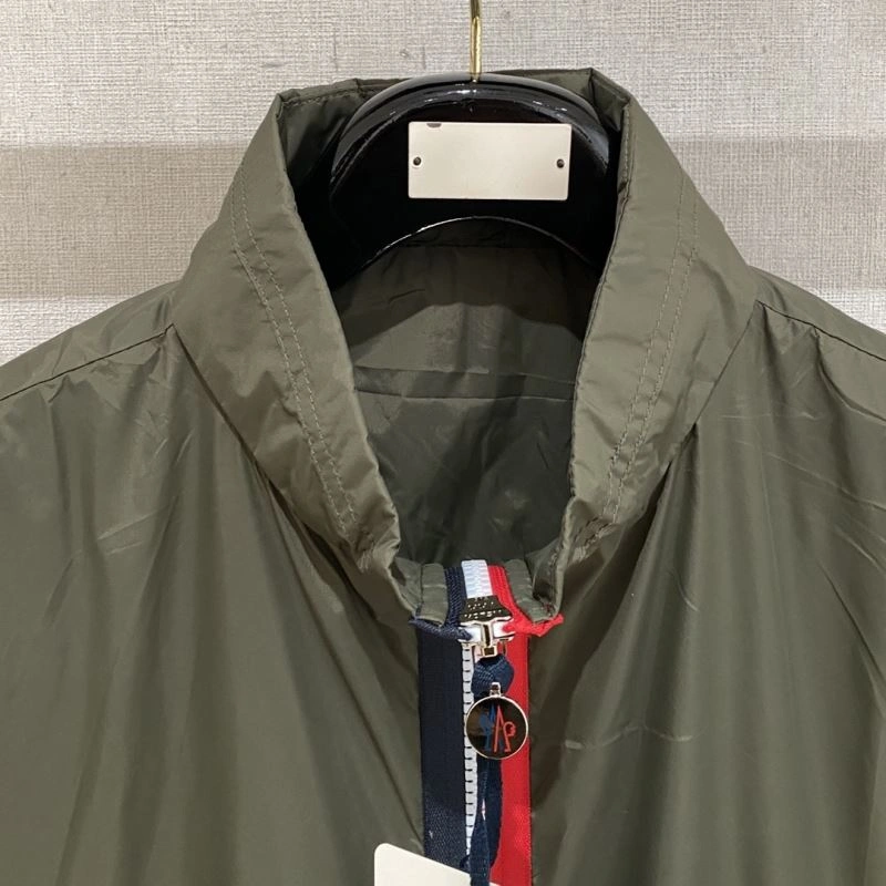 WrinkleFree Moncler Outwear 140666