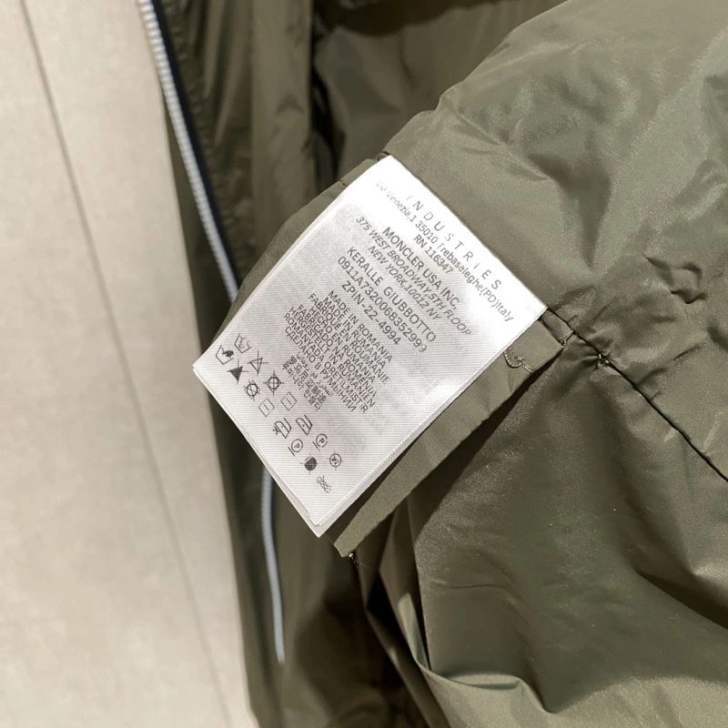 WrinkleFree Moncler Outwear 140666