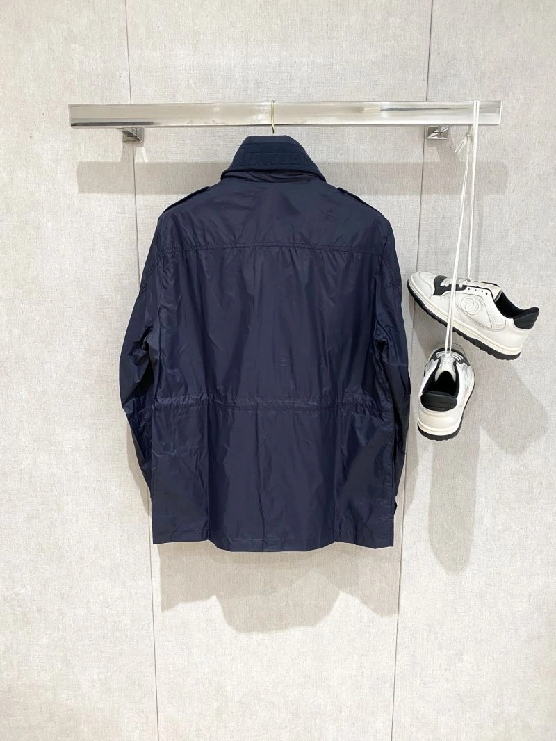 Bold Moncler Outwear 140662