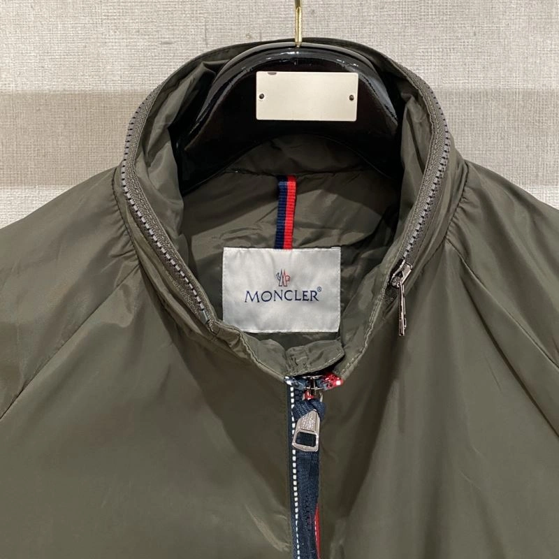 Moncler Outwear ModernLook 140673