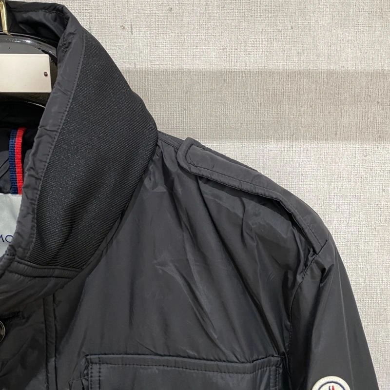 Moncler Outwear ComfortFit 140667