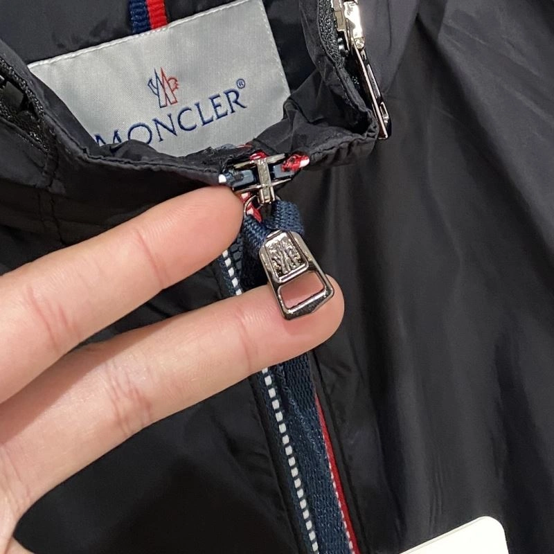 Effortless Moncler Outwear 140681