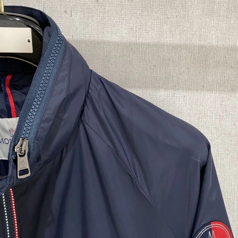 Moncler Outwear FlexibleFit 140682