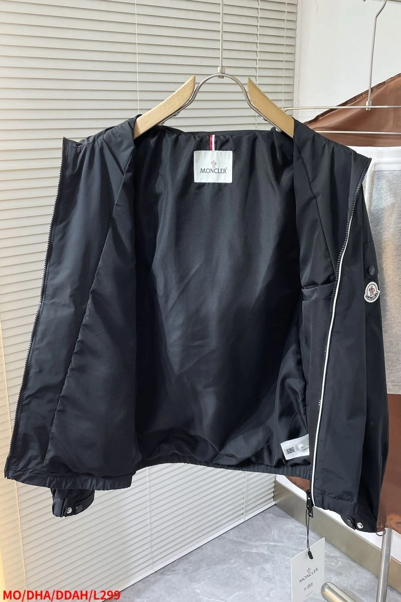 EasyMatch Moncler Outwear 140665