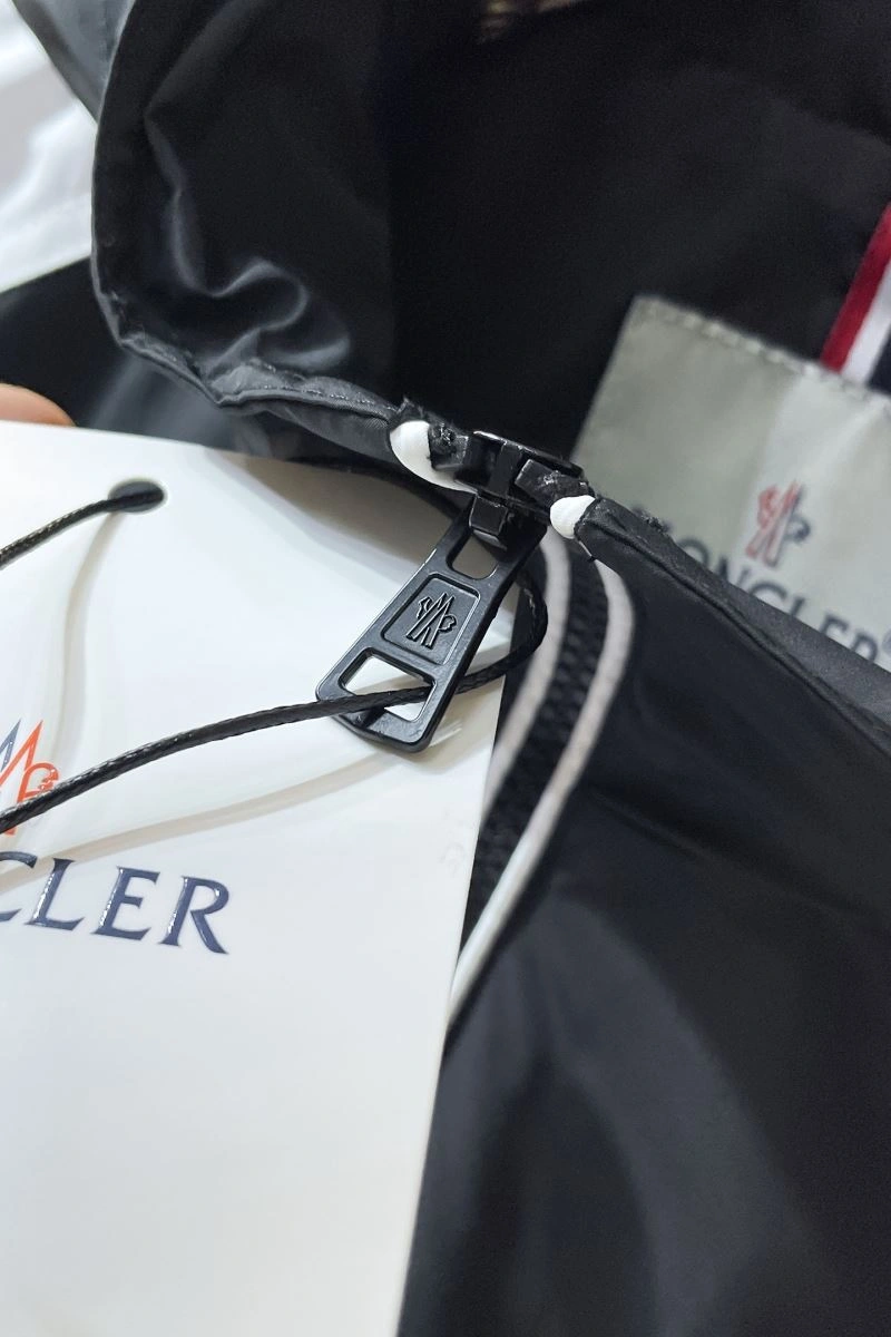 EasyMatch Moncler Outwear 140665