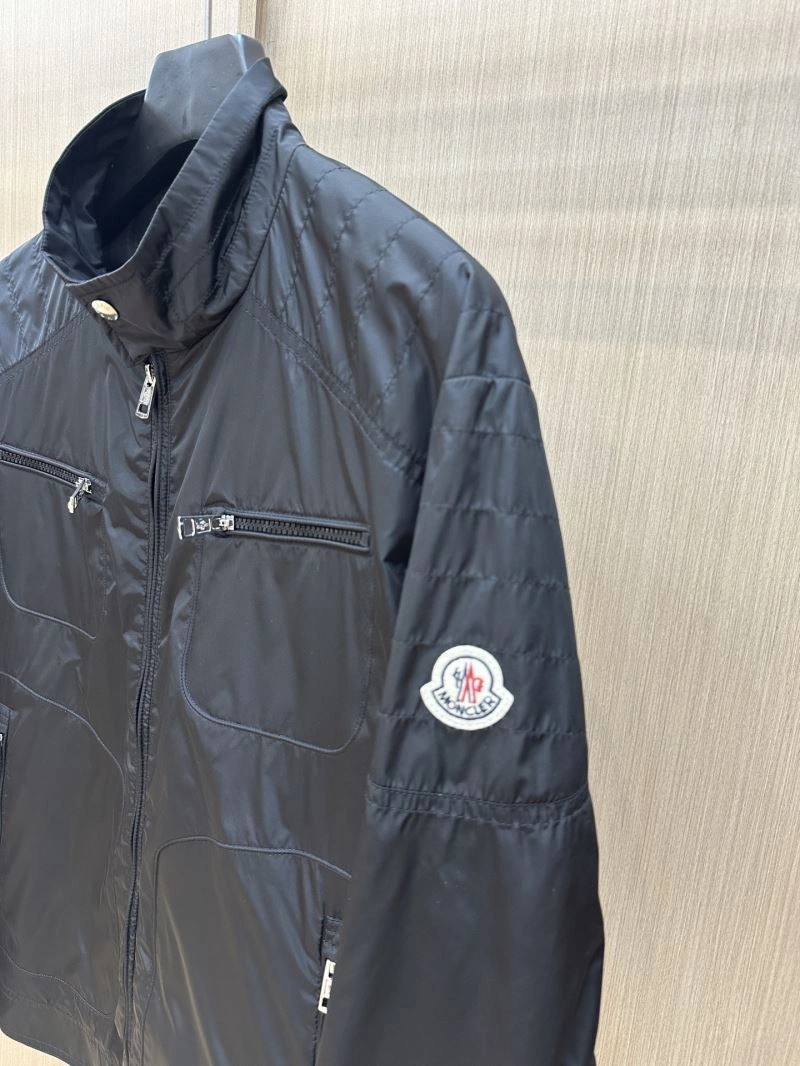 Breathable Moncler Outwear 140668