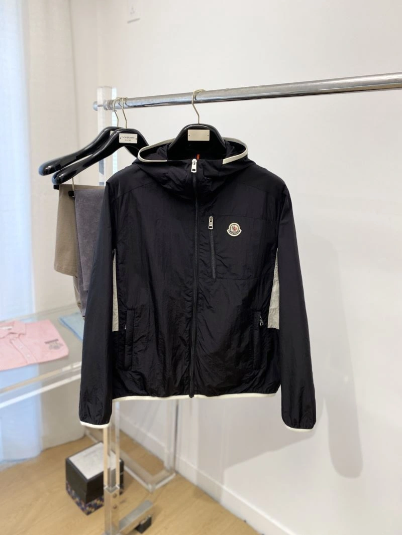 ZeroBulk Moncler Outwear 140652