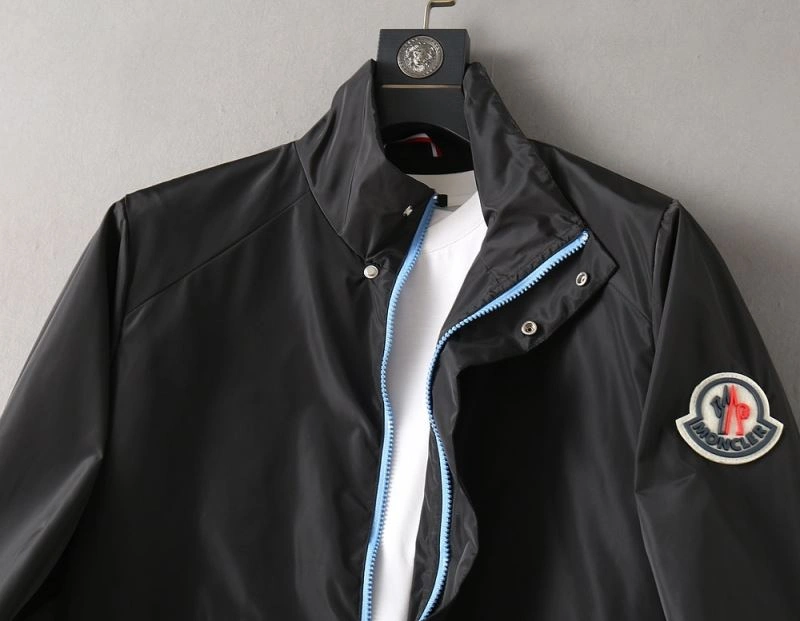 Moncler Outwear ZipUp 140645