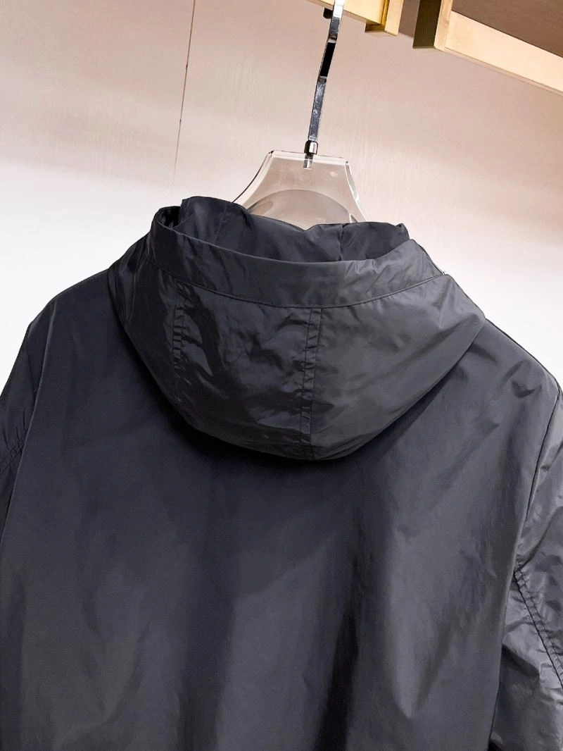 Moncler Outwear Seasonal 140634