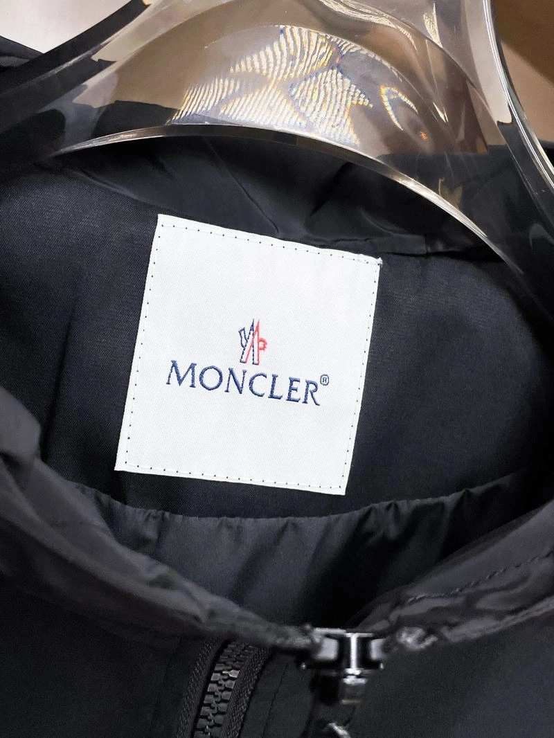 NewStyle Moncler Outwear 140651