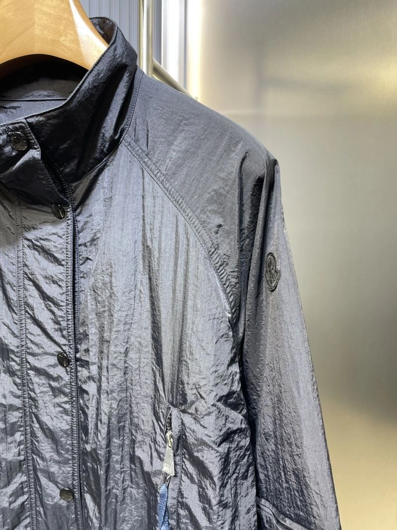 Comfortable Moncler Outwear 140641