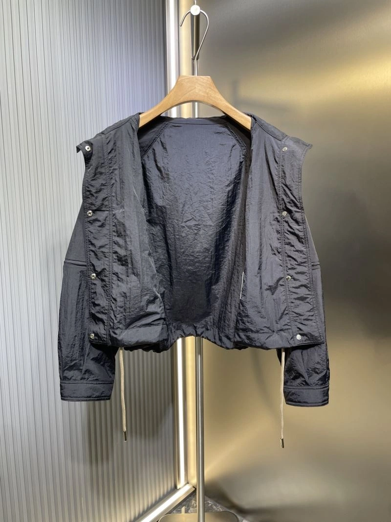 Comfortable Moncler Outwear 140641