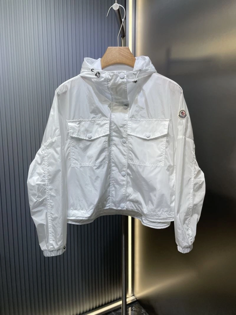 Moncler Outwear GoodFit 140626