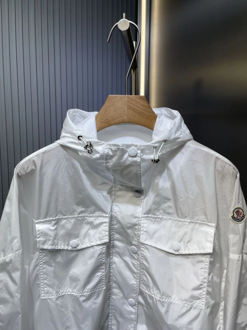 Moncler Outwear GoodFit 140626