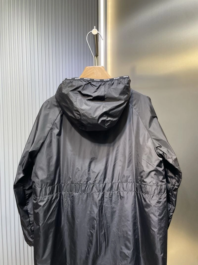 Moncler Outwear Contemporary 140690