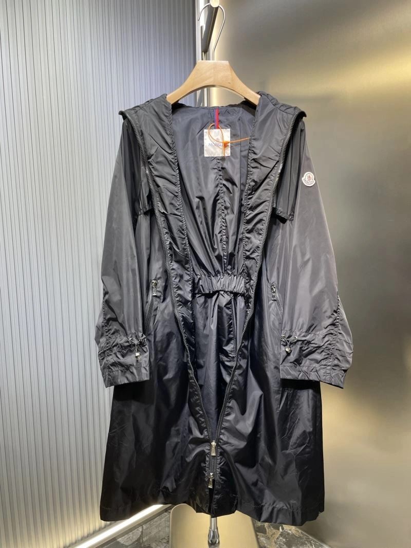 ComfortFit Moncler Outwear 140623