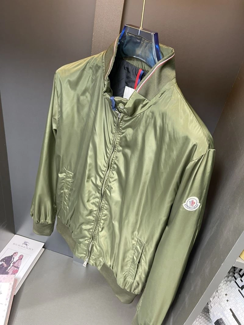 Stretchable Moncler Outwear 140301